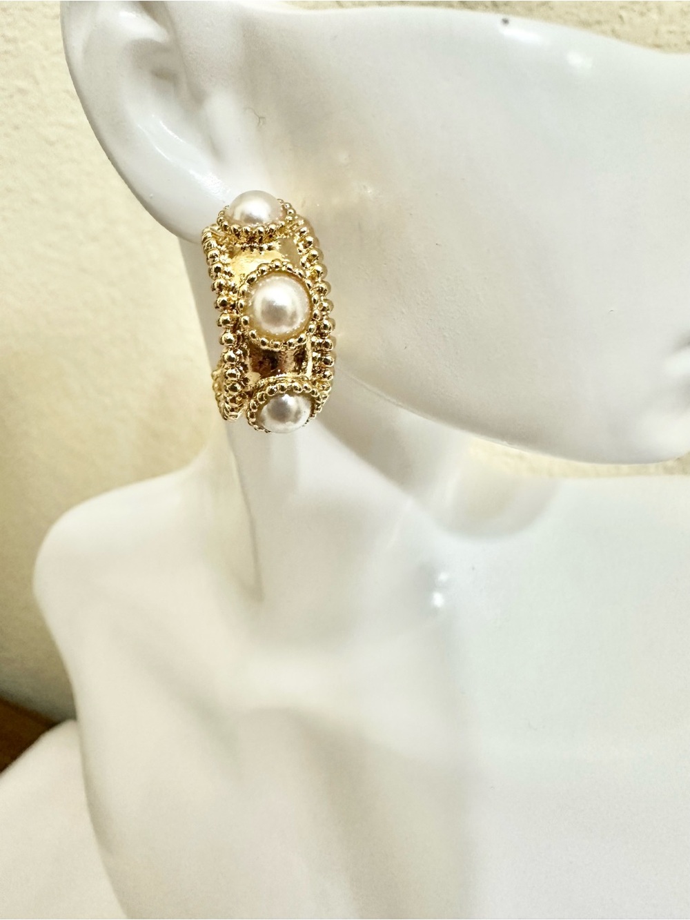Elegant Classic Gold Pearl Hoop Earrings